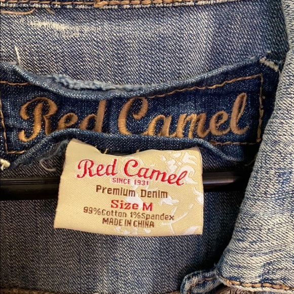 Red Camel Cropped Denim Jean Jacket - Picture 2 of 4